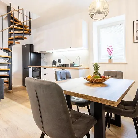 Petra Heritage * Split