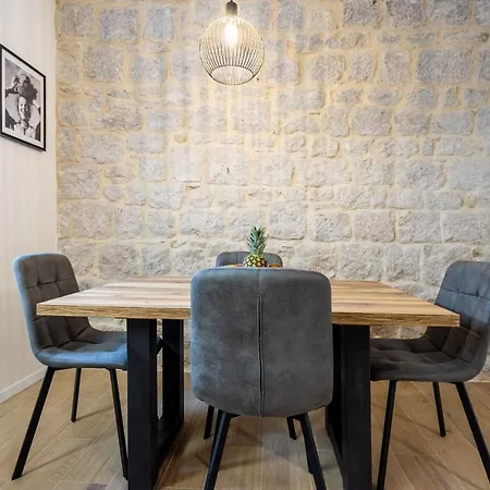 Petra Heritage Apartman Split